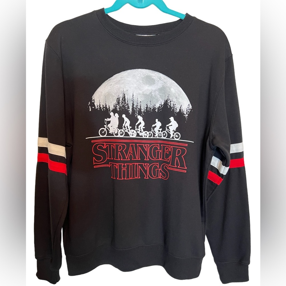 ❤️ Stranger Things Sweater❤️
